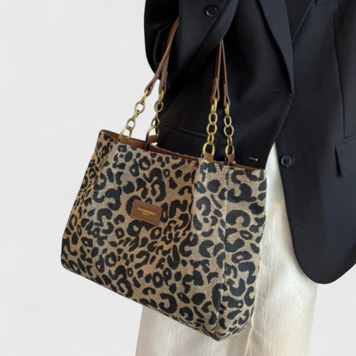 LeopardVäska™ – Stil och funktion i ett perfekt för vardagen