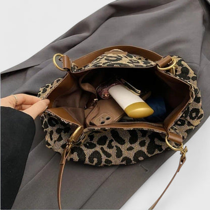 LeopardVäska™ – Stil och funktion i ett perfekt för vardagen